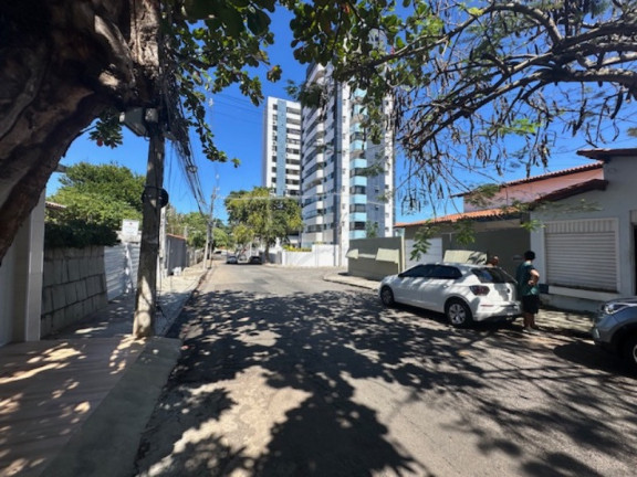 Imagem Casa com 3 Quartos à Venda, 240 m² em Pituba - Salvador Imagem Casa com 3 Quartos à Venda, 240 m² em Pituba - Salvador