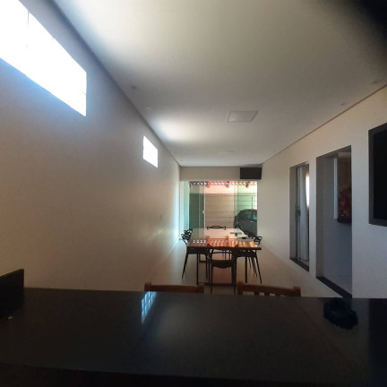 Imagem Casa com 3 Quartos à Venda, 228 m² em Setor Araguaia - Aparecida De Goiânia