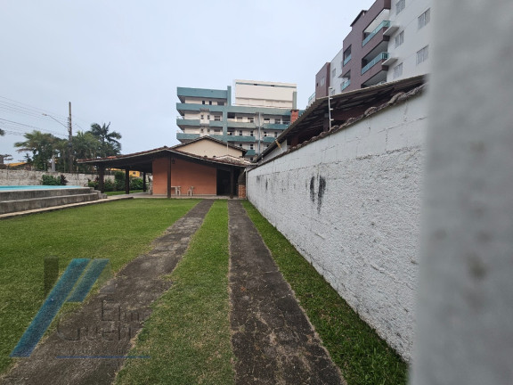 Imagem Casa com 3 Quartos à Venda, 204 m² em Toninhas - Ubatuba Imagem Casa com 3 Quartos à Venda, 204 m² em Toninhas - Ubatuba