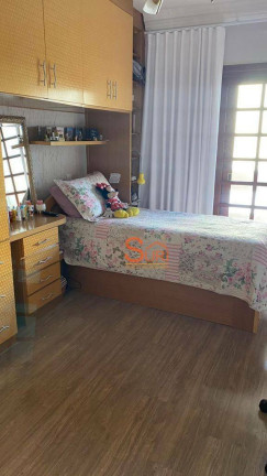 Imagem Casa com 3 Quartos à Venda, 244 m² em Vila Pires - Santo André Imagem Casa com 3 Quartos à Venda, 244 m² em Vila Pires - Santo André