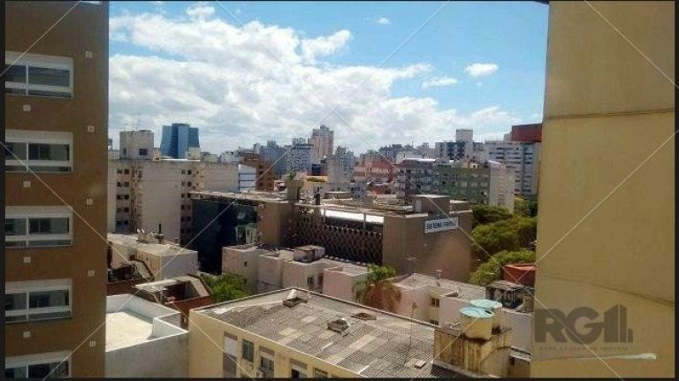 Imagem Apartamento com 2 Quartos à Venda, 64 m² em Centro Histórico - Porto Alegre
