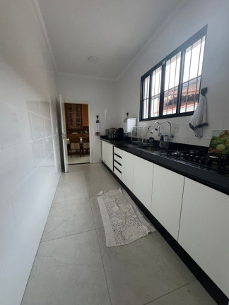 Imagem Casa com 3 Quartos à Venda, 168 m² em Flórida - Praia Grande Imagem Casa com 3 Quartos à Venda, 168 m² em Flórida - Praia Grande
