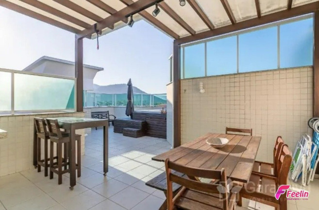 Imagem Cobertura com 3 Quartos à Venda, 170 m² em Rio Tavares - Florianópolis