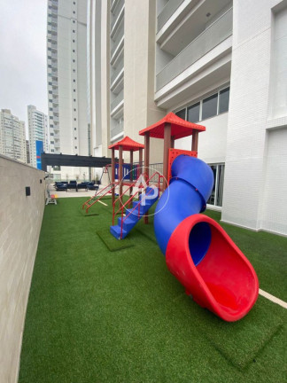 Imagem Apartamento com 3 Quartos à Venda, 183 m² em Centro - Balneário Camboriú Imagem Apartamento com 3 Quartos à Venda, 183 m² em Centro - Balneário Camboriú