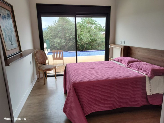 Imagem Casa com 3 Quartos à Venda, 400 m² em Medeiros - Jundiaí
