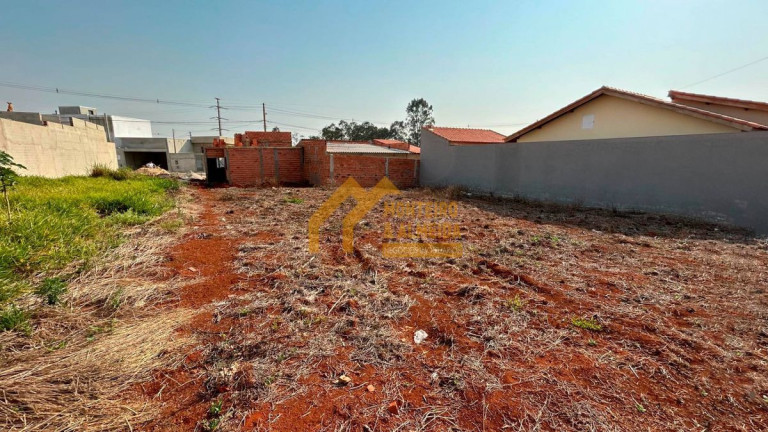 Imagem Terreno à Venda, em Vila Asem - Itapetininga Imagem Terreno à Venda, em Vila Asem - Itapetininga
