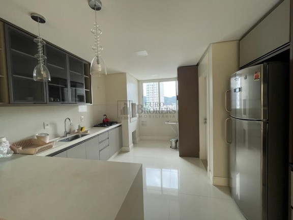 Imagem Apartamento com 3 Quartos à Venda, 130 m² em Centro - Balneário Camboriú Imagem Apartamento com 3 Quartos à Venda, 130 m² em Centro - Balneário Camboriú