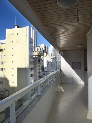 Imagem Apartamento com 2 Quartos à Venda, 121 m² em Centro - Balneário Camboriú Imagem Apartamento com 2 Quartos à Venda, 121 m² em Centro - Balneário Camboriú