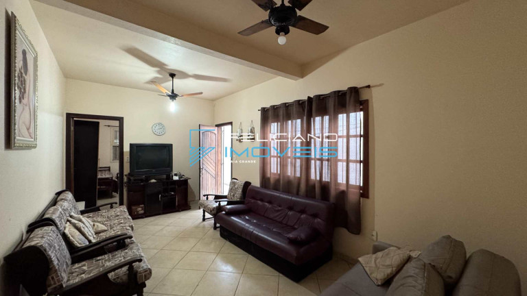Imagem Casa com 2 Quartos à Venda, 85 m² em Balneário Maracanã - Praia Grande Imagem Casa com 2 Quartos à Venda, 85 m² em Balneário Maracanã - Praia Grande