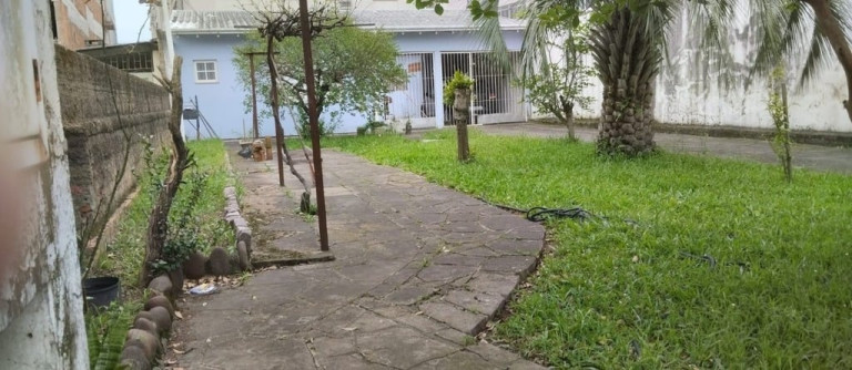 Imagem Casa com 2 Quartos à Venda, 78 m² em Vila Ipiranga - Porto Alegre Imagem Casa com 2 Quartos à Venda, 78 m² em Vila Ipiranga - Porto Alegre