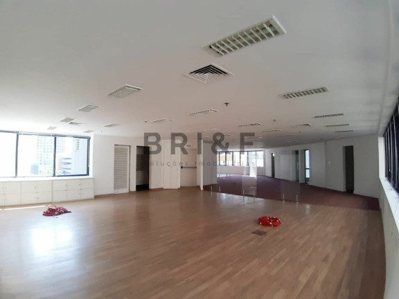 Imagem Imóvel Comercial à Venda ou Locação, 223 m² em Brooklin - São Paulo Imagem Imóvel Comercial à Venda ou Locação, 223 m² em Brooklin - São Paulo