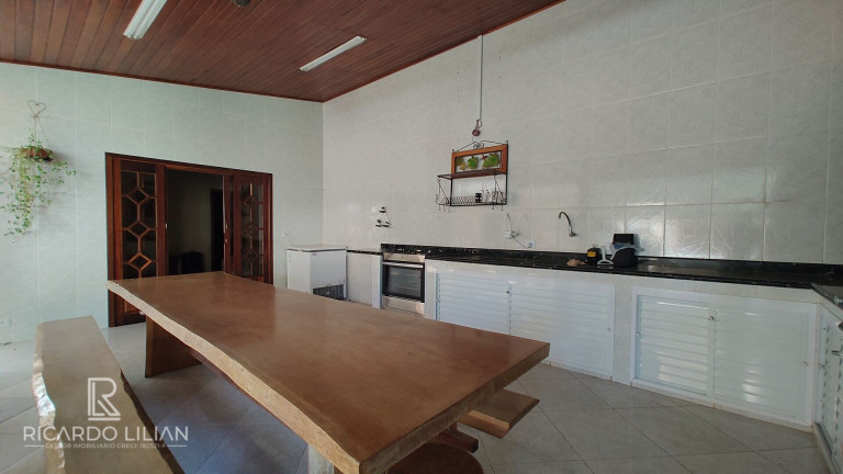Imagem Sobrado com 3 Quartos à Venda, 310 m² em Mantiqueira - Mairiporã