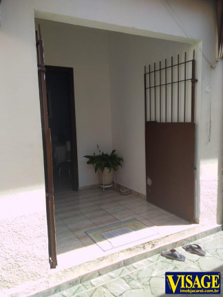 Imagem Casa com 2 Quartos à Venda, 376 m² em Pq. Santo Antonio - Jacareí Imagem Casa com 2 Quartos à Venda, 376 m² em Pq. Santo Antonio - Jacareí