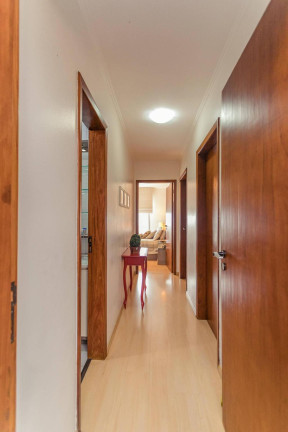 Imagem Imóvel com 3 Quartos à Venda, 272 m² em Jardim Lindóia - Porto Alegre Imagem Imóvel com 3 Quartos à Venda, 272 m² em Jardim Lindóia - Porto Alegre
