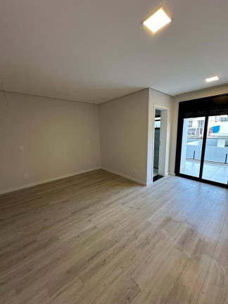 Imagem Imóvel com 3 Quartos à Venda, 2.500.000 m² em São Paulo - São Paulo Imagem Imóvel com 3 Quartos à Venda, 2.500.000 m² em São Paulo - São Paulo