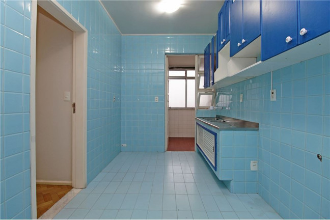 Imagem Imóvel com 3 Quartos à Venda, em Rio Branco - Porto Alegre Imagem Imóvel com 3 Quartos à Venda, em Rio Branco - Porto Alegre