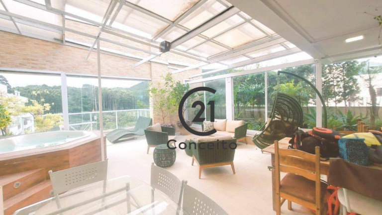 Imagem Cobertura com 2 Quartos à Venda, 147 m² em Itacorubi - Florianópolis