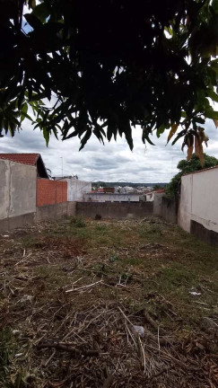Imagem Terreno à Venda, 300 m² em Jardim Carlos Gomes - Pirassununga Imagem Terreno à Venda, 300 m² em Jardim Carlos Gomes - Pirassununga