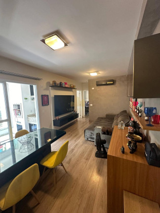 Imagem Apartamento com 2 Quartos à Venda, 64 m²