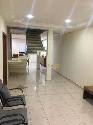 Imagem Casa com 3 Quartos à Venda, 230 m² em Parque Novo Mundo - Americana Imagem Casa com 3 Quartos à Venda, 230 m² em Parque Novo Mundo - Americana