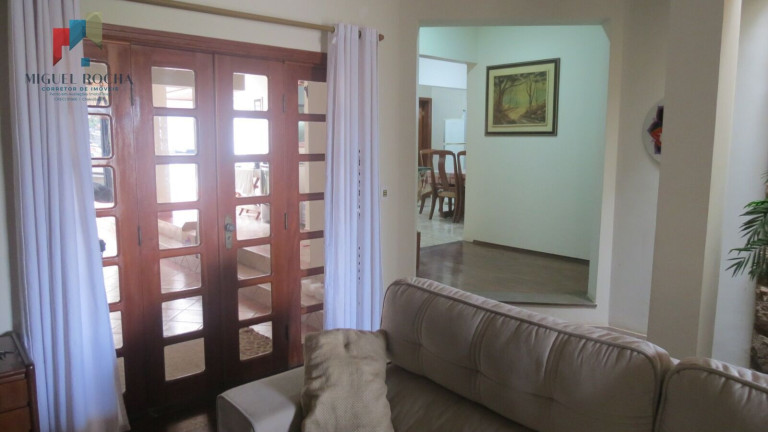 Imagem Casa com 3 Quartos à Venda, 235 m² em Colina Verde - Tatuí Imagem Casa com 3 Quartos à Venda, 235 m² em Colina Verde - Tatuí