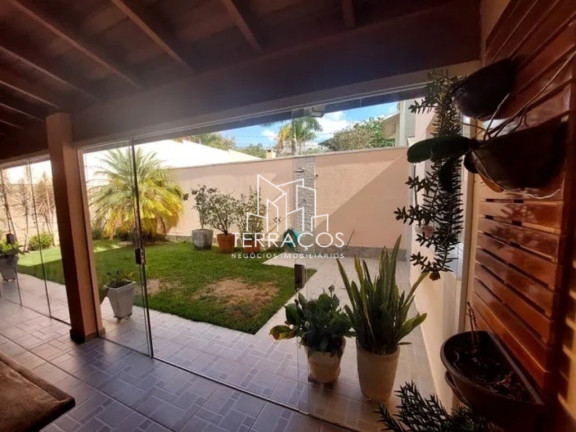 Imóvel com 3 Quartos à Venda, 183 m² em Chácaras Saudáveis E Encantadoras - Jundiaí