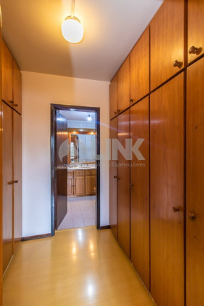 Imagem Apartamento com 3 Quartos à Venda, 121 m² em Auxiliadora - Porto Alegre Imagem Apartamento com 3 Quartos à Venda, 121 m² em Auxiliadora - Porto Alegre