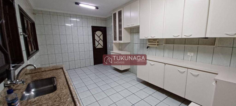 Imagem Sobrado com 4 Quartos para Alugar, 220 m² em Parque Renato Maia - Guarulhos Imagem Sobrado com 4 Quartos para Alugar, 220 m² em Parque Renato Maia - Guarulhos
