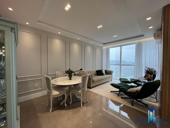 Imagem Apartamento com 3 Quartos à Venda, 190 m² em Pioneiros - Balneário Camboriú