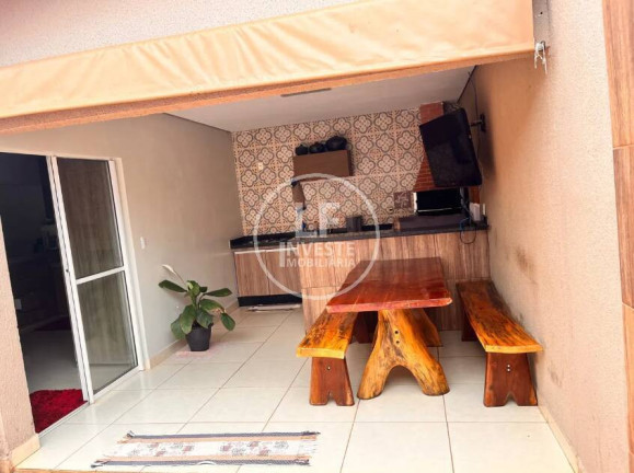 Imagem Casa de Condomínio com 2 Quartos à Venda, 180 m² em Parque Maracanã - Goiânia