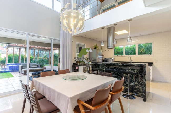 Imagem Casa com 3 Quartos à Venda, 313 m²