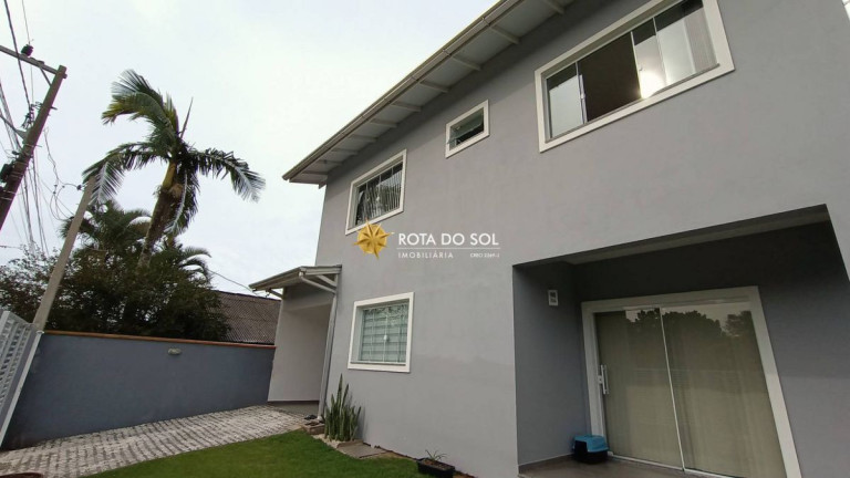 Casa com 3 Quartos à Venda, 166 m² em Bombas - Bombinhas