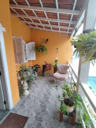 Imagem Casa com 4 Quartos à Venda, em Centro - São Pedro Da Aldeia Imagem Casa com 4 Quartos à Venda, em Centro - São Pedro Da Aldeia