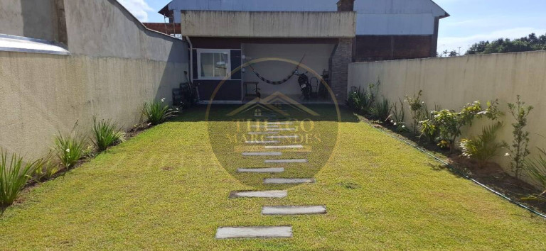 Imagem Sobrado com 3 Quartos à Venda, 160 m² em Balneário Brejatuba - Guaratuba