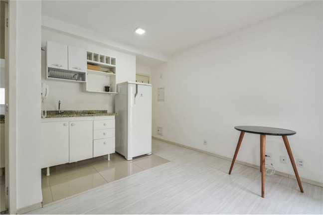Imagem Imóvel com 1 Quarto à Venda, 25 m² em Aclimação - São Paulo