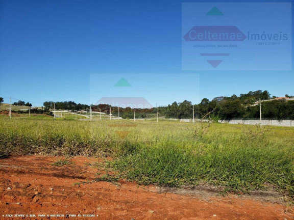 Terreno à Venda, 564 m² em Piracangagua - Taubaté