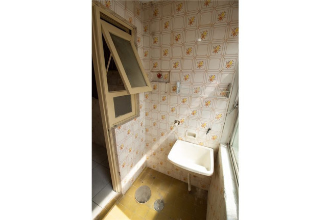 Imagem Apartamento com 1 Quarto à Venda, 48 m² em Santa Cecília - Porto Alegre
