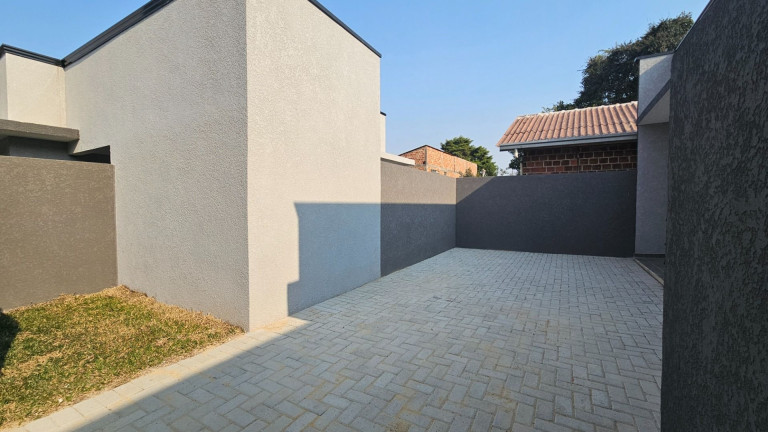 Imagem Casa com 3 Quartos à Venda, 73 m² em Iguaçu - Araucaria Imagem Casa com 3 Quartos à Venda, 73 m² em Iguaçu - Araucaria