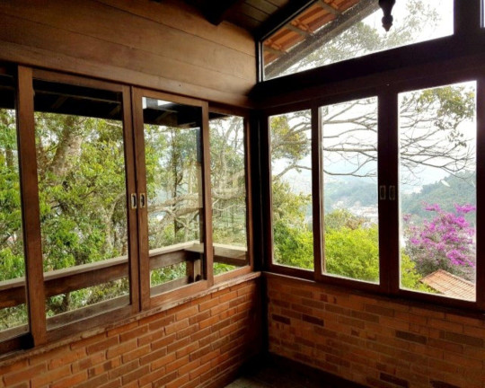 Imagem Casa com 4 Quartos à Venda, 305 m² em Vale Do Paraíso - Teresópolis