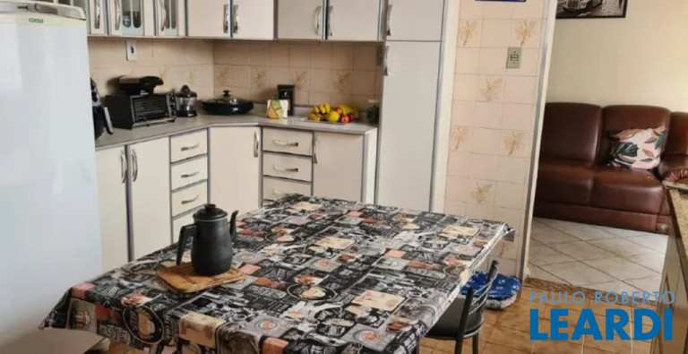 Imagem Casa com 3 Quartos à Venda, 141 m² em Santa Maria - Santo André