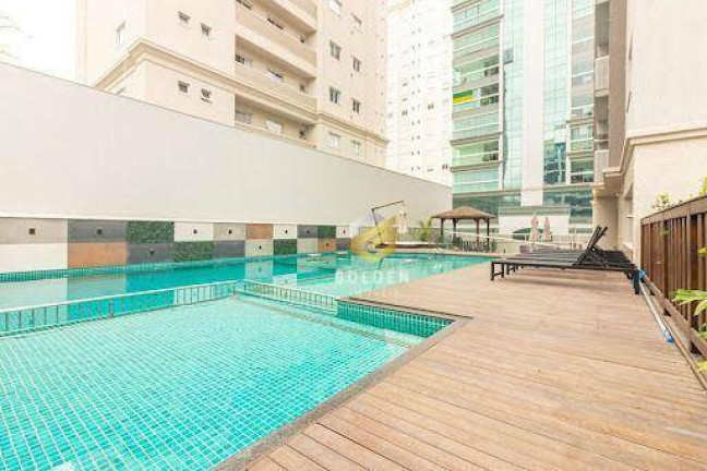 Imagem Apartamento com 3 Quartos à Venda, 140 m² em Meia Praia - Itapema