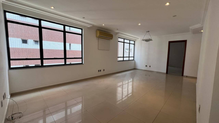 Apartamento com 3 Quartos para Alugar, 146 m² em Pompéia - Santos