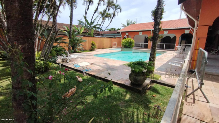 Imagem Casa com 5 Quartos à Venda, 886 m² em Jardim Virgínia - Guarujá Imagem Casa com 5 Quartos à Venda, 886 m² em Jardim Virgínia - Guarujá