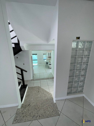 Imagem Casa de Condomínio com 4 Quartos à Venda, em Condomínio Residencial Ariribá - Balneário Camboriú Imagem Casa de Condomínio com 4 Quartos à Venda, em Condomínio Residencial Ariribá - Balneário Camboriú