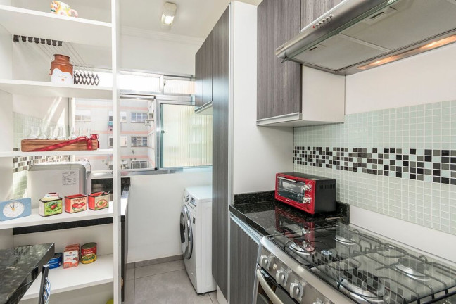 Imagem Apartamento com 2 Quartos à Venda, 52 m² em Santo Antônio - Porto Alegre