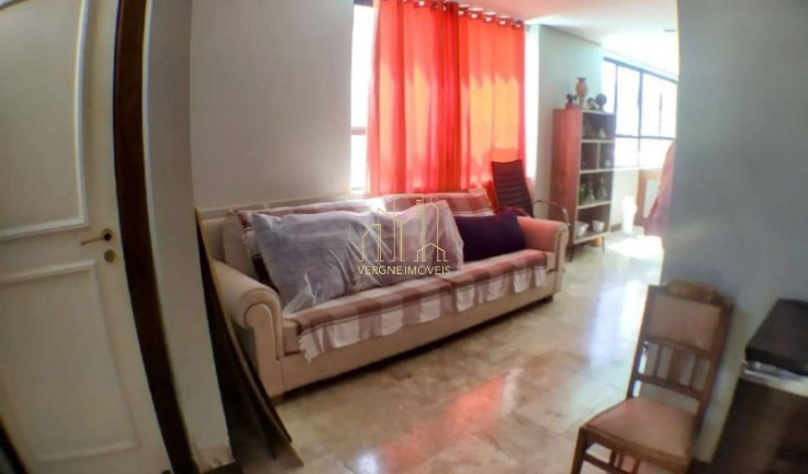 Imagem Imóvel com 4 Quartos à Venda, 492 m² em Pituba - Salvador Imagem Imóvel com 4 Quartos à Venda, 492 m² em Pituba - Salvador