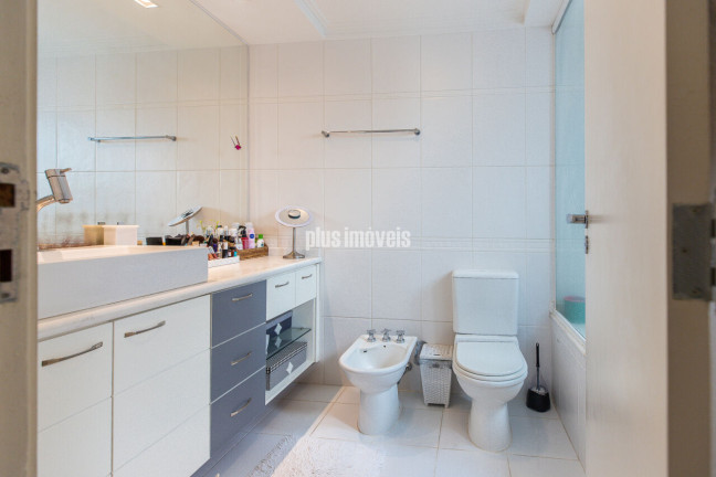 Imagem Apartamento com 3 Quartos à Venda, 190 m² em Moema - São Paulo Imagem Apartamento com 3 Quartos à Venda, 190 m² em Moema - São Paulo
