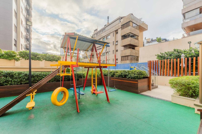 Imagem Apartamento com 4 Quartos à Venda, 266 m² em Petrópolis - Porto Alegre