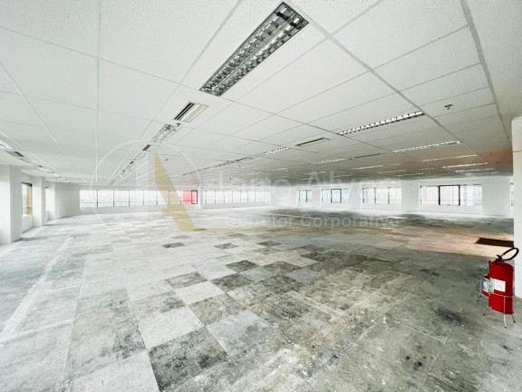 Imóvel Comercial para Alugar, 735 m² em Cidade Monções - São Paulo