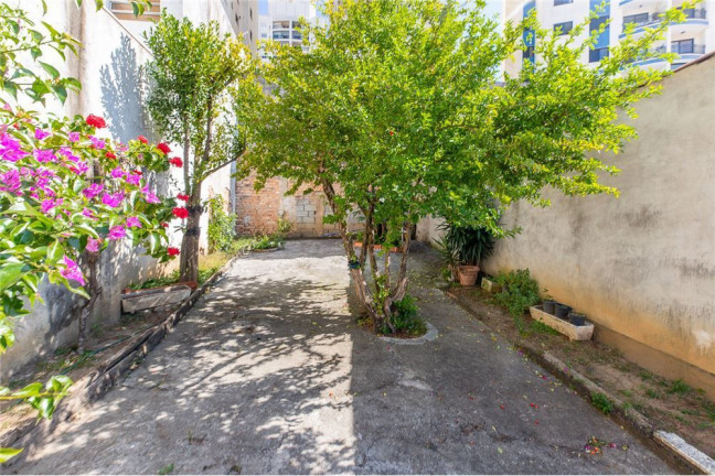 Imagem Casa com 3 Quartos à Venda, 280 m² em Vila Ipojuca - São Paulo Imagem Casa com 3 Quartos à Venda, 280 m² em Vila Ipojuca - São Paulo